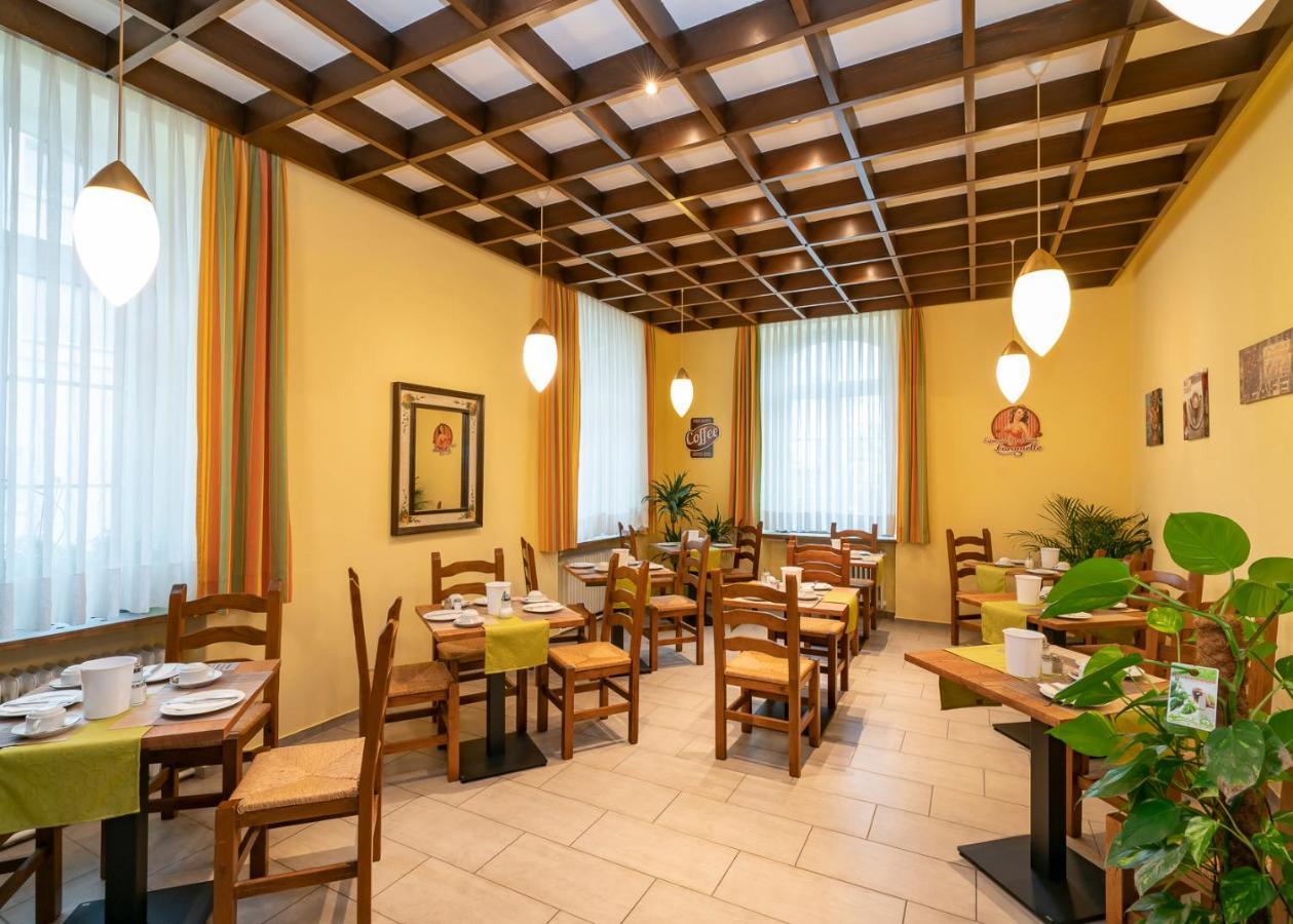 Hotel Restaurant Schwert Kehl Exterior photo