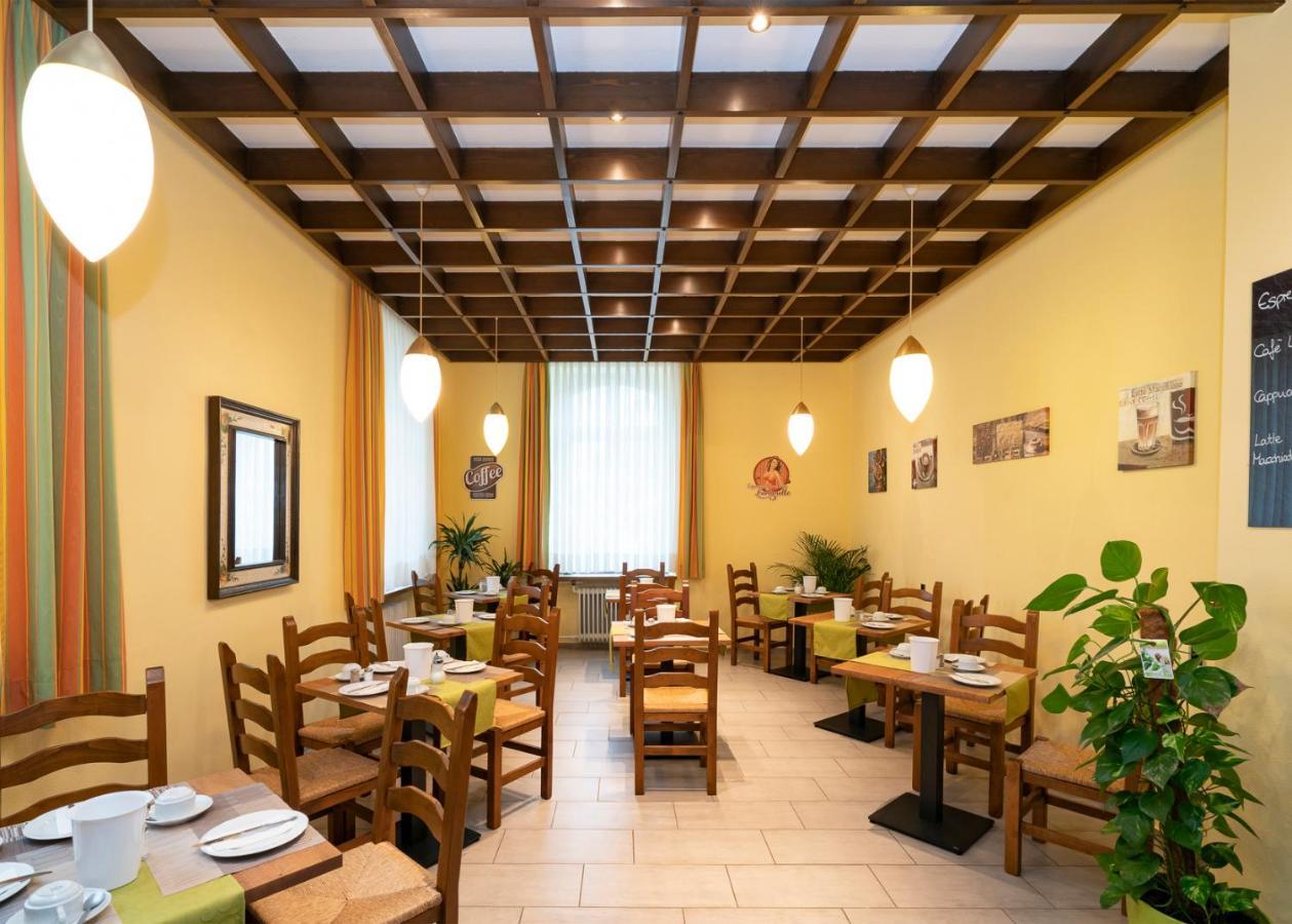 Hotel Restaurant Schwert Kehl Exterior photo